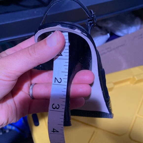 DONALD PLINER LEATHER SLINGBACK HEELED SANDAL 9.5 - Picture 8 of 8